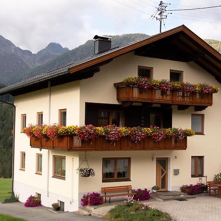 Haus Guggenberger Otel Liesing Dış mekan fotoğraf