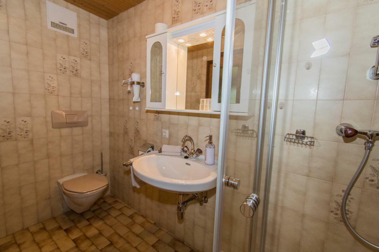 Haus Guggenberger Otel Liesing Dış mekan fotoğraf